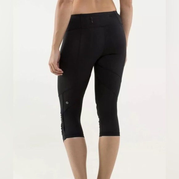 Lululemon Run For Life Ruched Crop Leggings size 6 - Picture 1 of 9